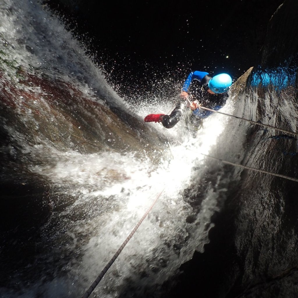 rappel dans le canyon du Canceigt