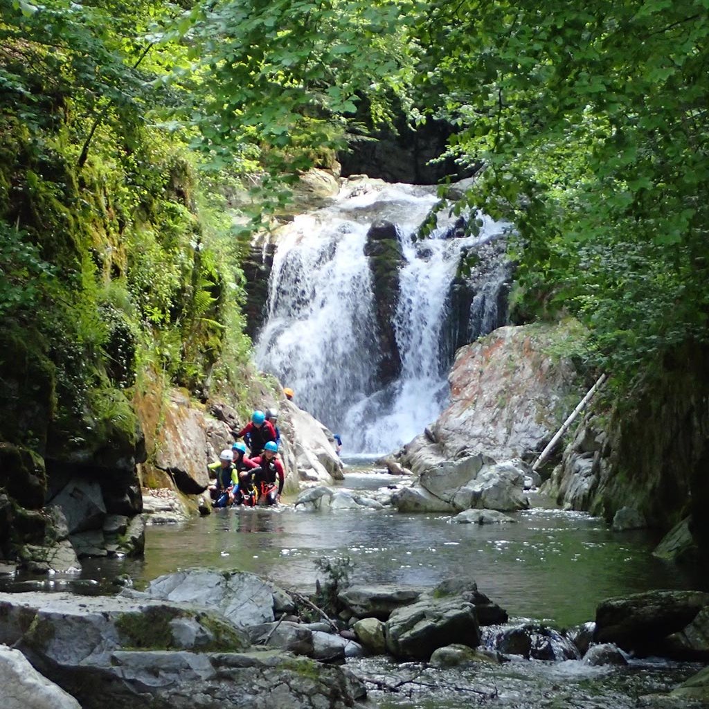 Cascade sous le lac Bious-Artigues (Vallée d'Ossau)