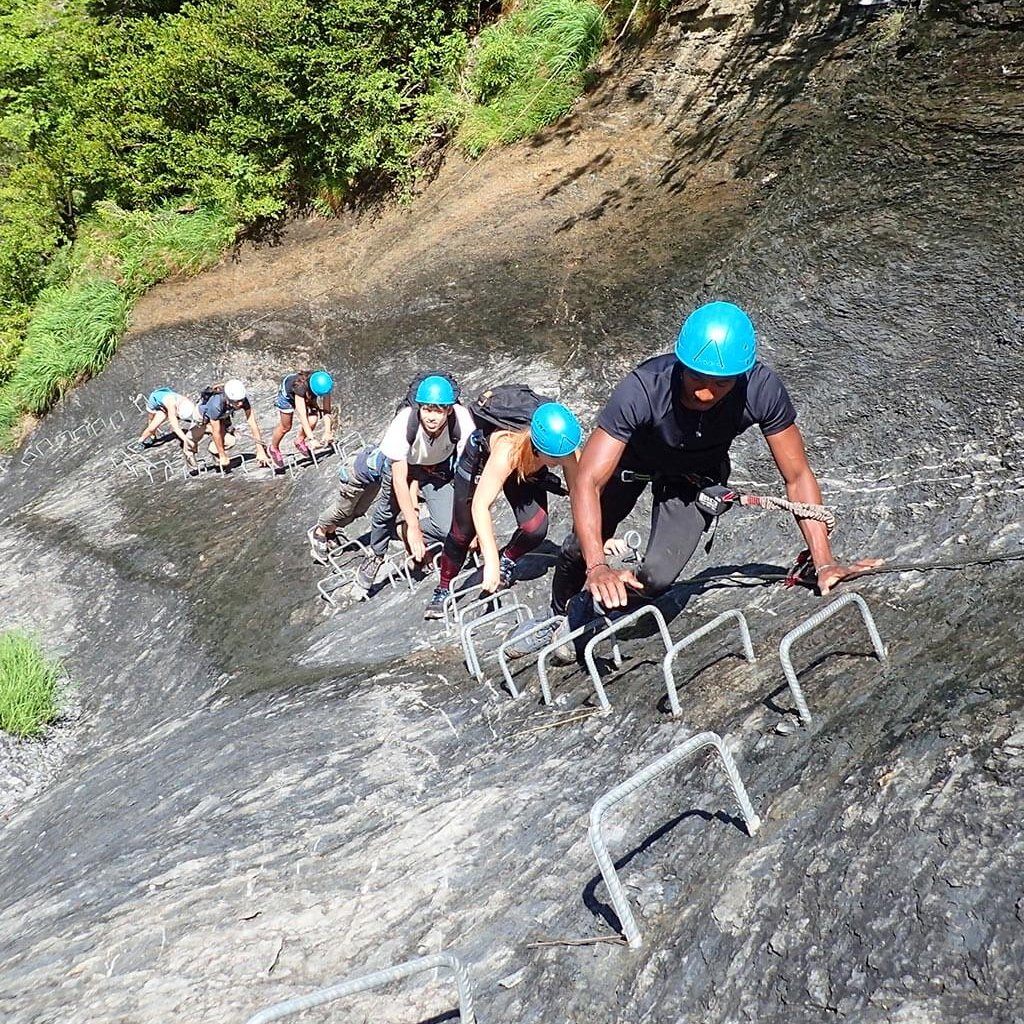 Via ferrata dans les pyrénées atlantiques à 1h de Pau et du Pays Basque