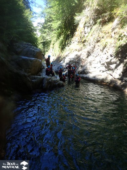Groupe de canyoneur dans le canyon de Bious Artigues
