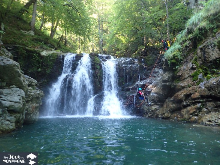 Cascade d'esau en canyoning à Laruns (2h de Bayonne)