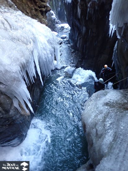 Rappel du canyon du canceigt à Laruns (Pau - Pyrénées Atlantiques)